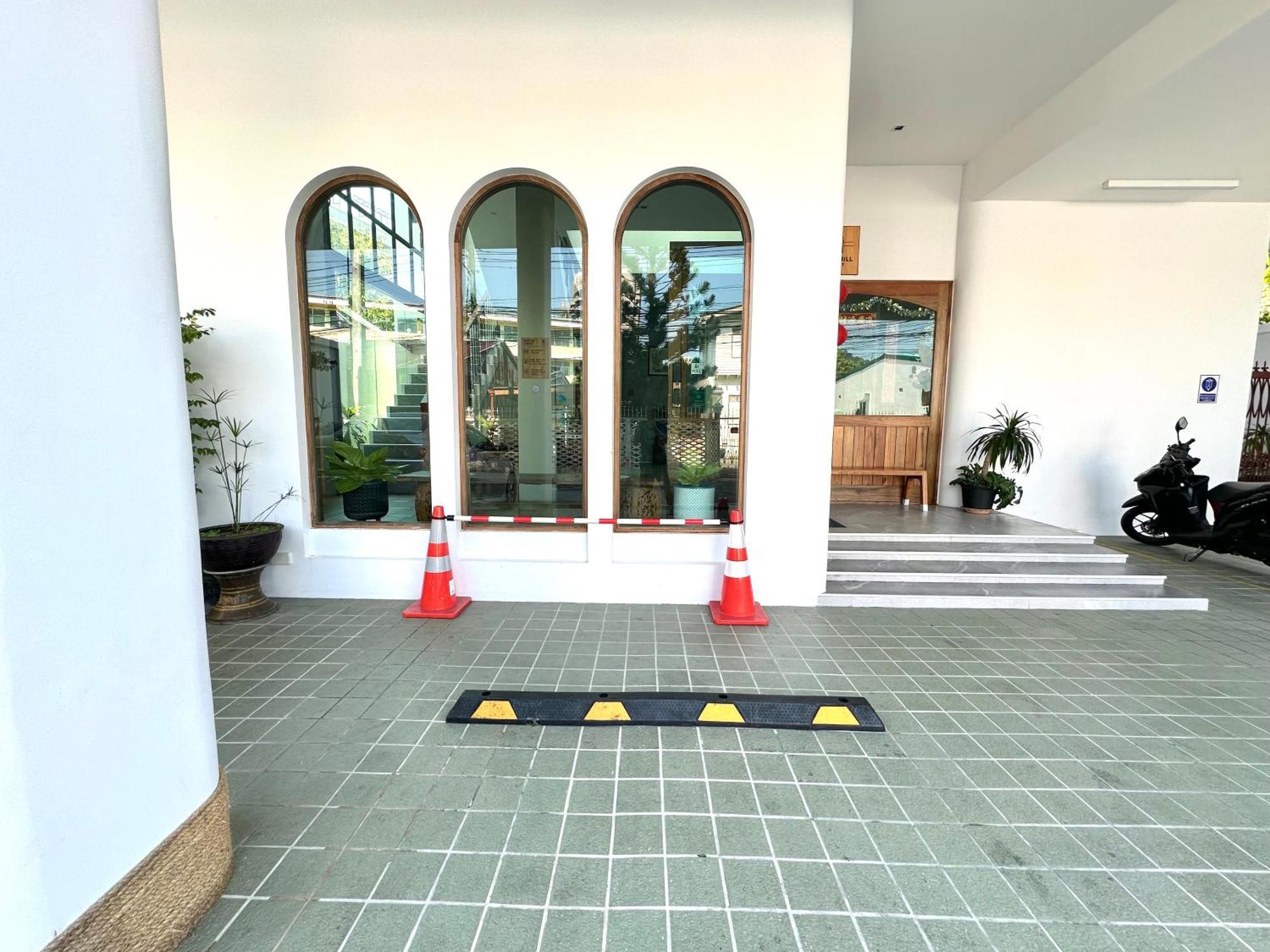 Alleyhill Phuket - Private & Cozy Boutique Exterior foto